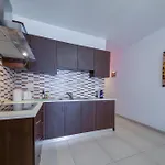 Apartamento 2 Bedroom Apartment With Balcony In Central St Julians, Paceville, Apt 8 By Vaganza
