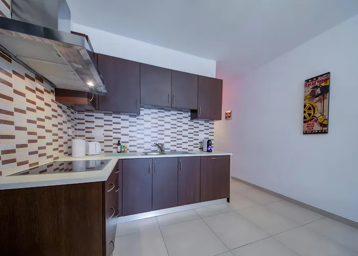 Apartamento Prime Location, Modern In St Julian's, Paceville, 8 By Vaganza