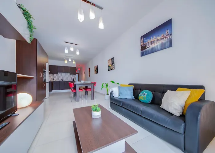 Prime Location, Modern In St Julian's, Paceville, 8 By Vaganza Apartamento San Julián