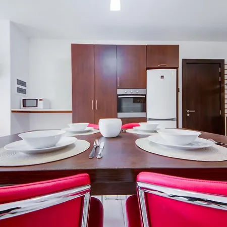 2 Bedroom With Balcony In St Julians, Paceville, 8 By Vaganza شقة سانت جوليان
