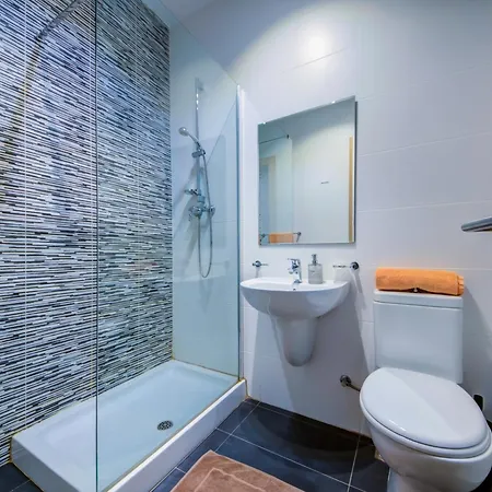 2 Bedroom With Balcony In St Julians, Paceville, 8 By Vaganza